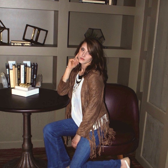 Meet your Posher, Tiffany (ThriftySAHMomma) - Picture 1 of 1